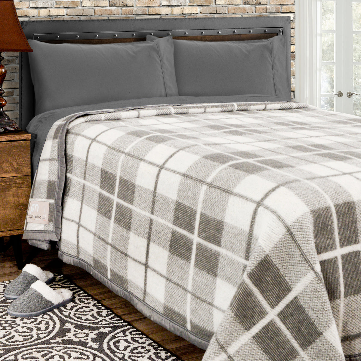 Poyet Motte Rivoli/Elysee 400GSM Mid-Weight 100% Virgin Wool Blanket, Grey/Natural