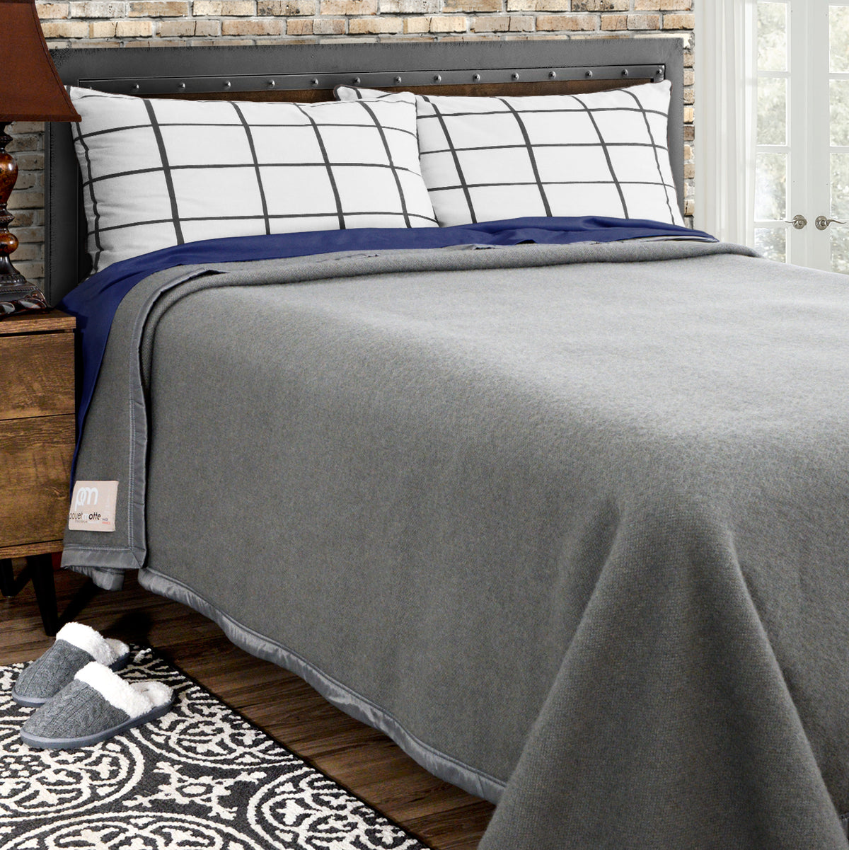 Poyet Motte Rivoli/Elysee 400GSM Mid-Weight 100% Virgin Wool Blanket, Grey