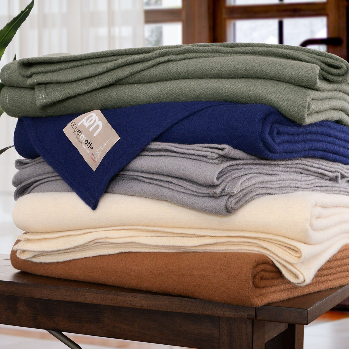 Poyet Motte Antibes 350GSM Lightweight 100-Percent Virgin Wool Blanket, Natural